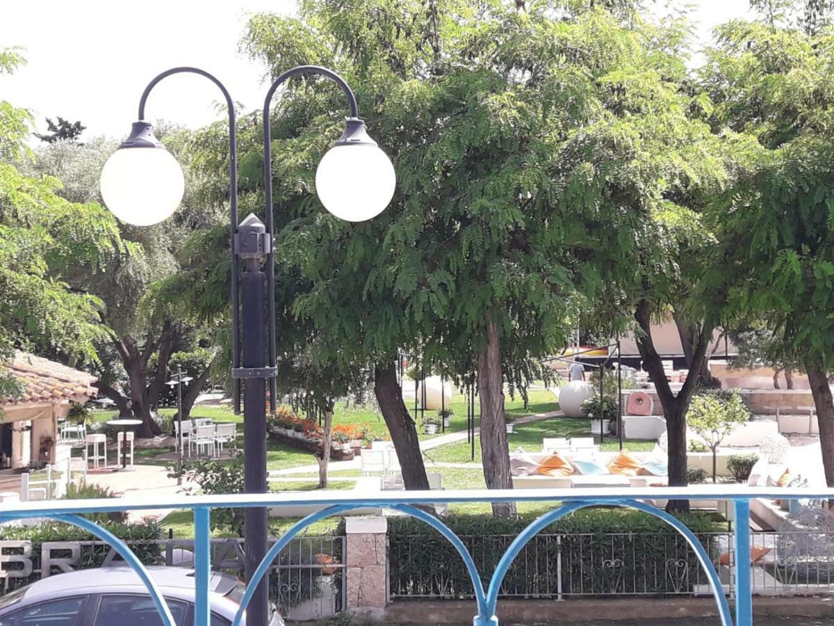 סאן תאודורו B&B La Pavoncella מראה חיצוני תמונה