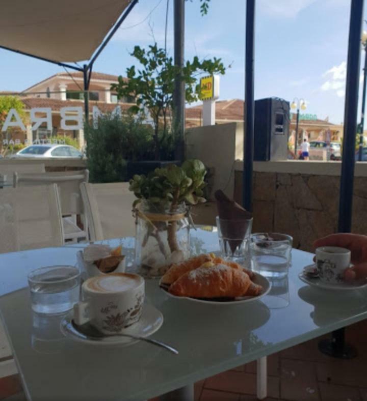 סאן תאודורו B&B La Pavoncella מראה חיצוני תמונה